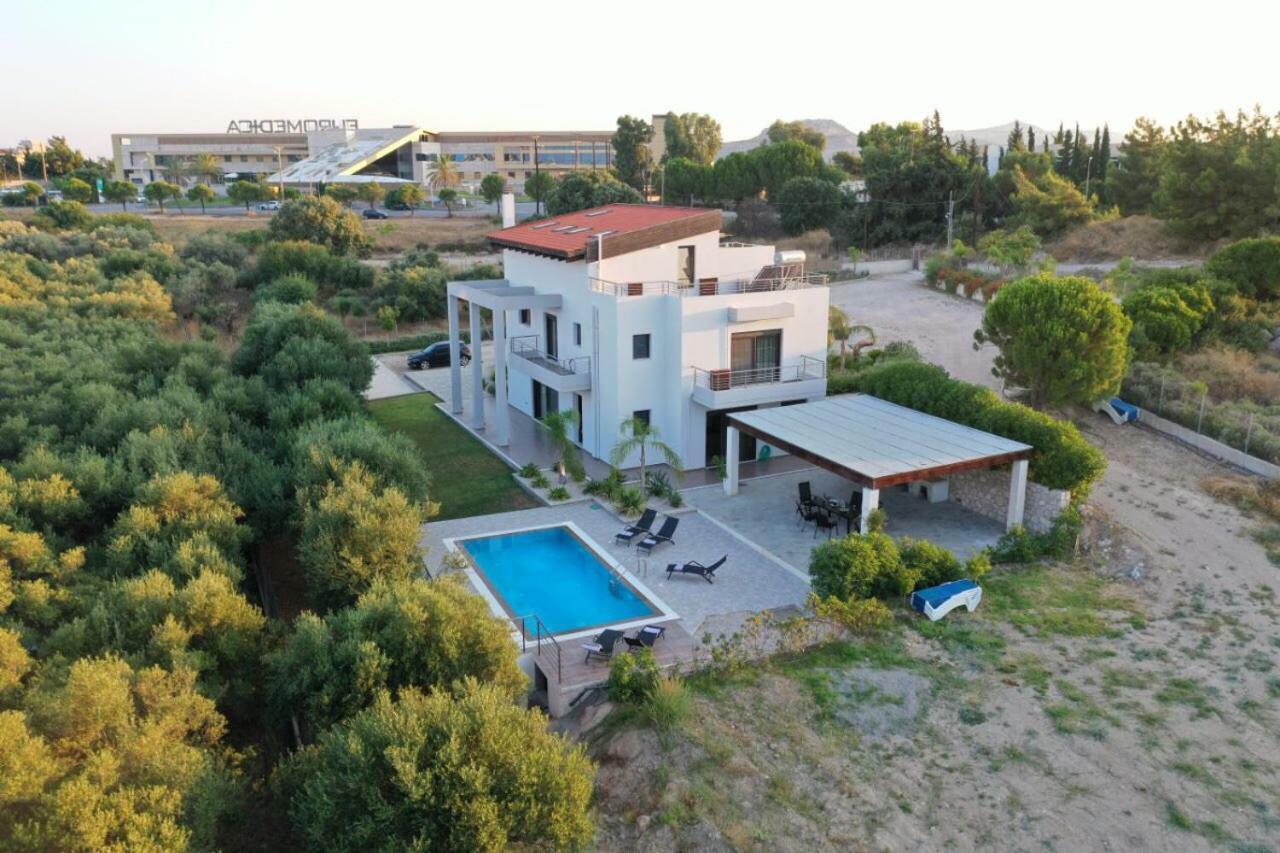 La Luna Villa Tsairi Exterior photo