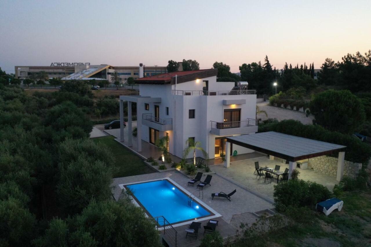 La Luna Villa Tsairi Exterior photo